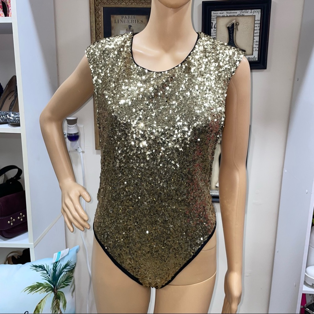 REHAB NWT! Sparkly Gold Sequins Sleeveless Leotard Bodysuit Size L - Picture 3 of 15